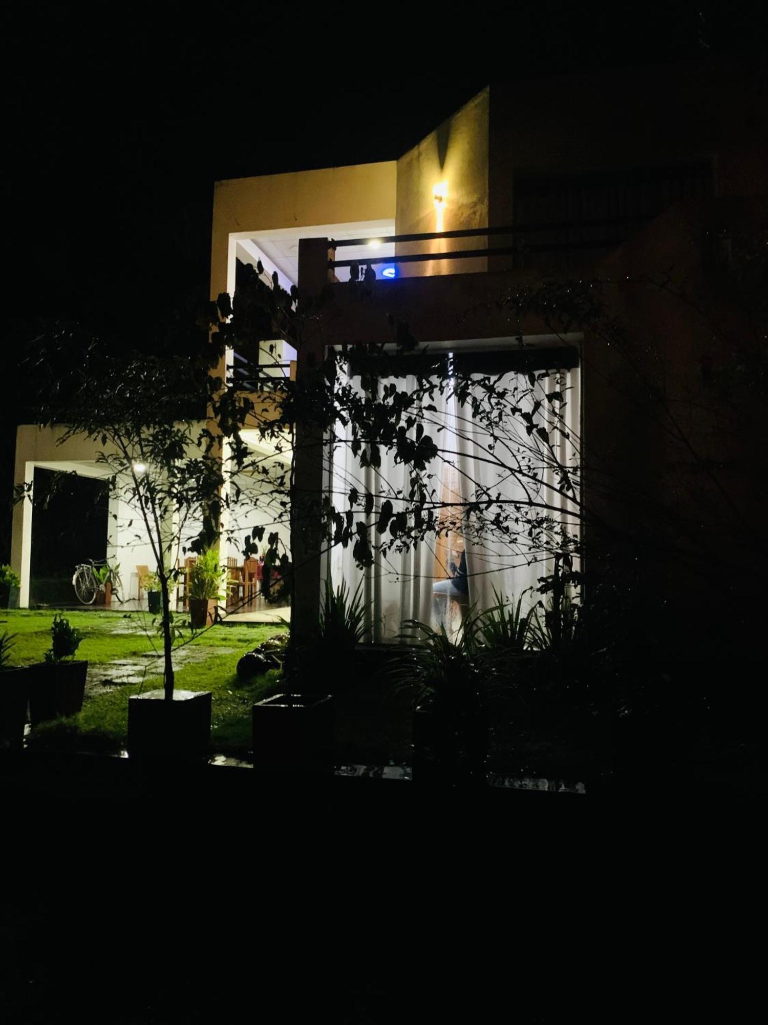 Chill House Safari Resort Udawalawe Luaran gambar